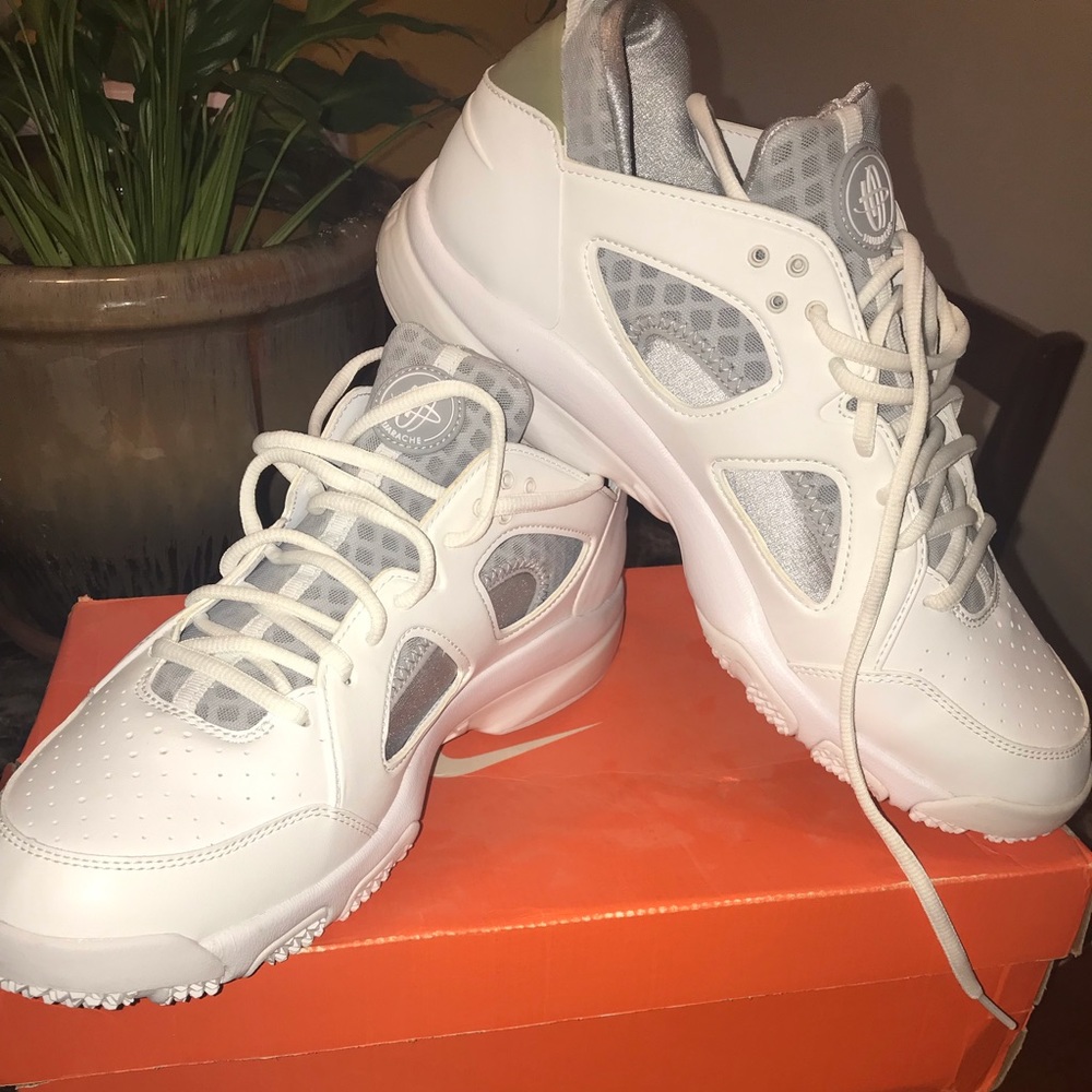 Men’s Nike Zoom Huarache TR Low /year 2010